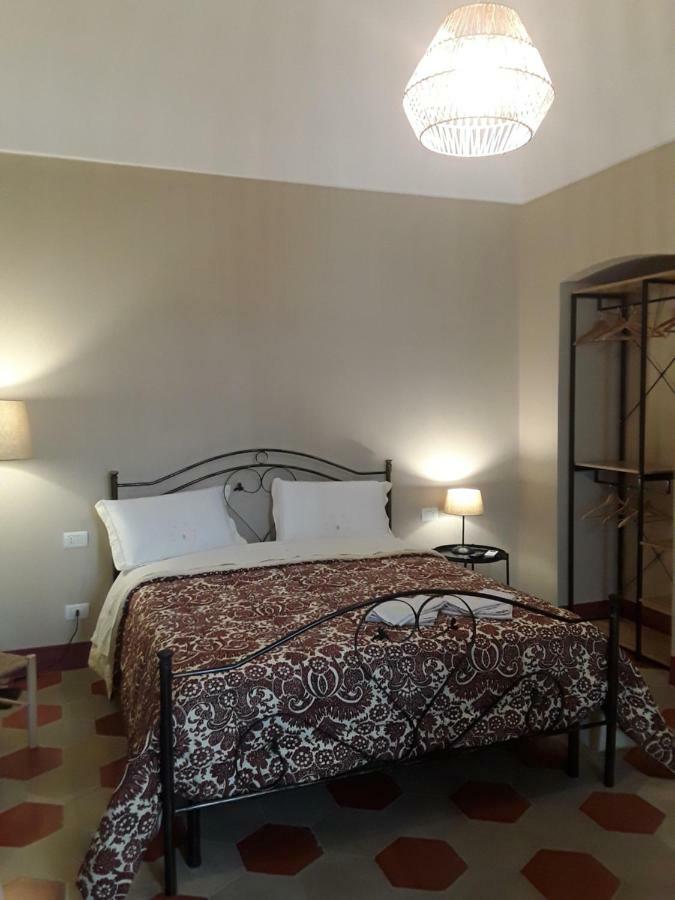 アルベロベッロ Dimora Don Francesco Bed & Breakfast エクステリア 写真